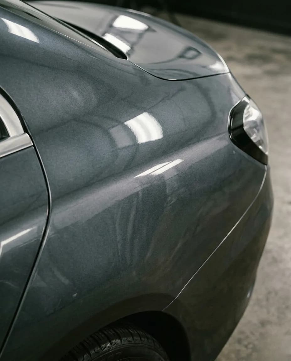 Swirl-marked paint → mirror-gloss correction — after